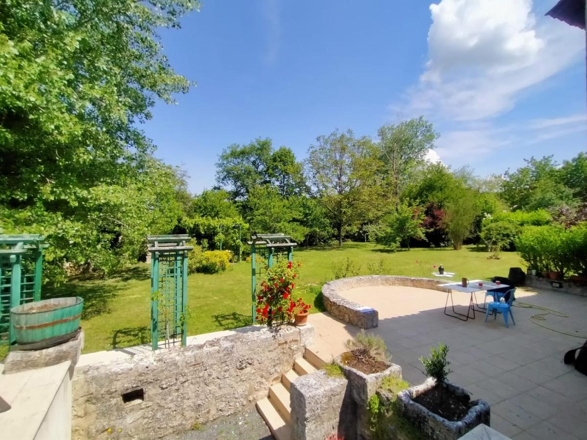 Grande Villa Au Coeur De La Dordogne Paussac-et-Saint-Vivien エクステリア 写真