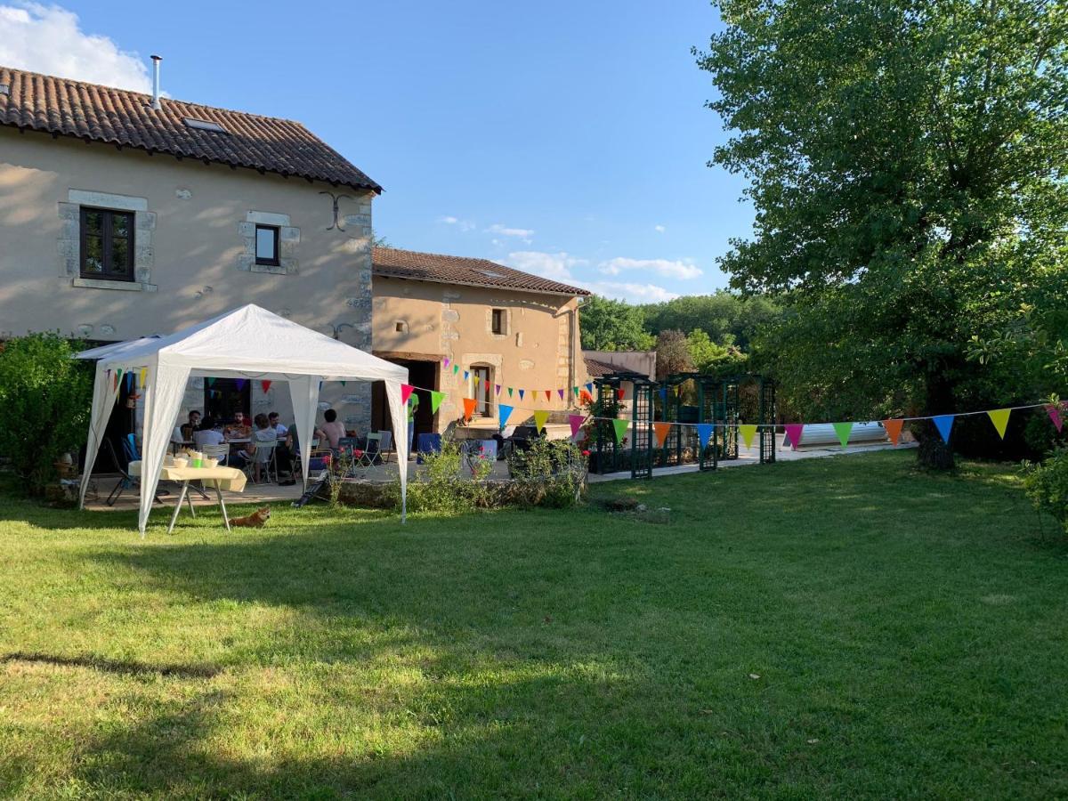 Grande Villa Au Coeur De La Dordogne Paussac-et-Saint-Vivien エクステリア 写真